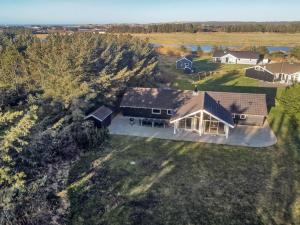 Holiday Home Synnöve - 550m from the sea by Interhome