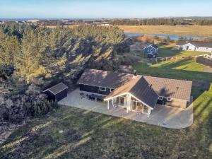 Holiday Home Synnöve - 550m from the sea by Interhome