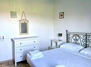 Beach House 100 meters from the sea