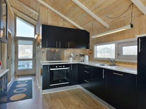 Holiday Home Styrbiorn - 100m from the sea by Interhome