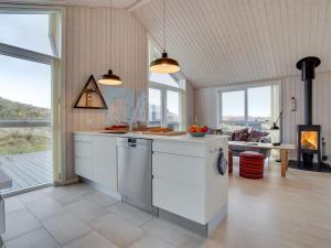 Holiday Home Marthine - 200m from the sea by Interhome