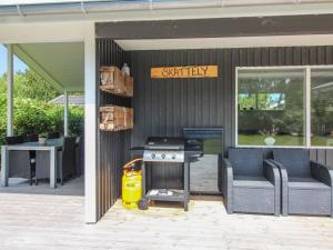 Holiday Home Ylva - 650m from the sea by Interhome