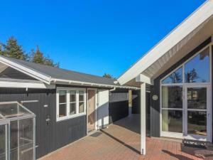 Holiday Home Tilda - 275m from the sea by Interhome