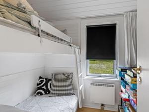 Holiday Home Stina - 250m from the sea by Interhome