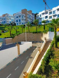 Appartement vue sur piscine lilia aljabal