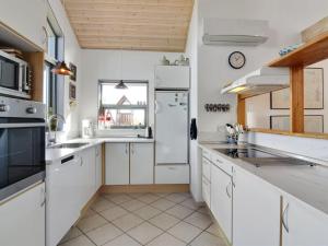 Holiday Home Lothen - 500m from the sea by Interhome