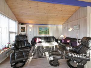 Holiday Home Engelbrecht - 400m from the sea by Interhome