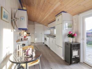 Holiday Home Engelbrecht - 400m from the sea by Interhome