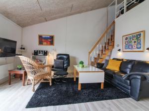 Apartment Cariba - 150m from the sea by Interhome