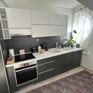 Golden on the 3rd floor