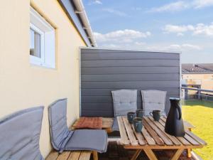 Apartment Eydis - 150m from the sea by Interhome