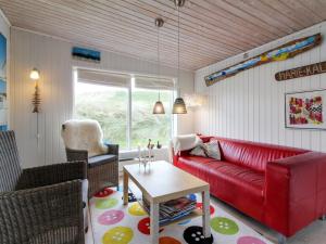 Holiday Home Dyveke - 220m from the sea by Interhome