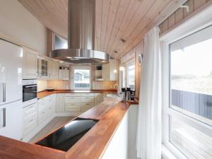 Holiday Home Huno - 400m from the sea by Interhome