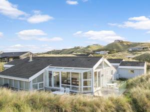 Holiday Home Avni - 200m from the sea by Interhome