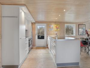 Holiday Home Sande - 450m from the sea by Interhome