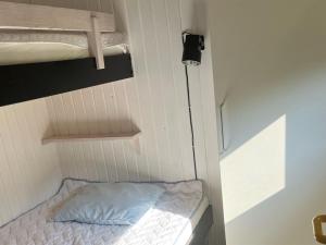 Holiday Home Riitta - 300m from the sea by Interhome