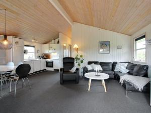 Holiday Home Myriam - 200m from the sea by Interhome