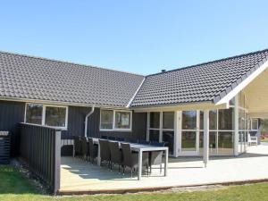Holiday Home Steen - 800m from the sea by Interhome