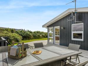 Holiday Home Cvetan - 200m from the sea by Interhome