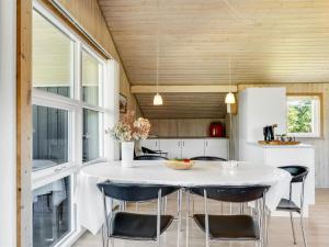 Holiday Home Guja - 1km from the sea by Interhome