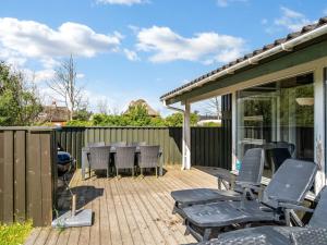 Holiday Home Aponi - 400m from the sea by Interhome