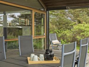 Holiday Home Ilmatar - 650m from the sea by Interhome