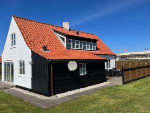 Holiday Home Nantje - 125m from the sea by Interhome