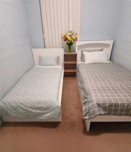 Unit 1 - Kalgoorlie, Victory Heights 114 Moran St