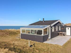 Holiday Home Freydis - 92m from the sea by Interhome