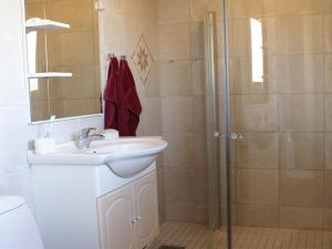 Holiday Home Cathalin - 100m from the sea by Interhome