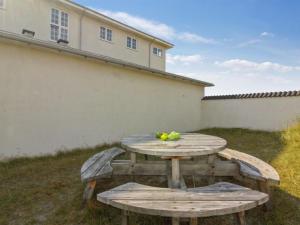 Apartment Lenaya - 75m from the sea by Interhome