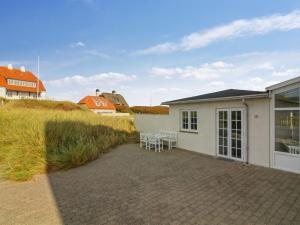 Apartment Lenaya - 75m from the sea by Interhome