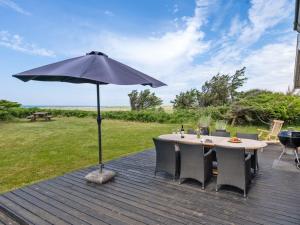Holiday Home Marit - 150m from the sea by Interhome