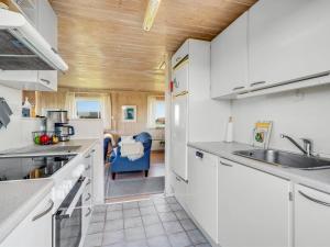 Holiday Home Loryleimis - 300m from the sea by Interhome