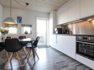 Apartment Nonni - 200m from the sea by Interhome
