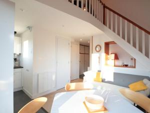 Duplex 2P4 avec Balcon, WIFI et Parking Les Carroz - FR-1-572-15