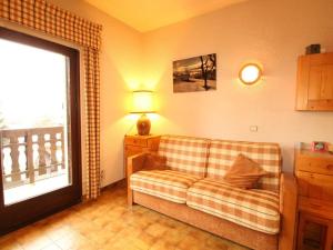 Studio 4 pers au pied des pistes, balcon, casier à skis, TV - FR-1-572-178