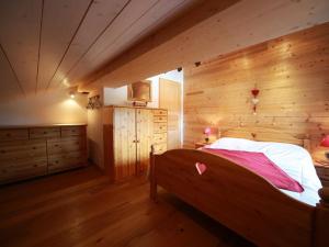 Ferme rénovée 12 pers, 450m des pistes, navette gratuite, balcon S-O, parking, WIFI - FR-1-572-23