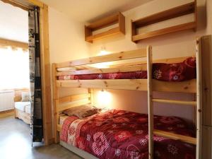 Studio rénové cosy, 4 pers, au pied des pistes, balcon ouest, proche commerces, parking inclus - FR-1-572-66