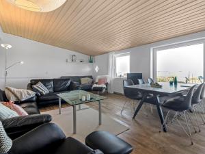 Apartment Britta - 100m from the sea by Interhome