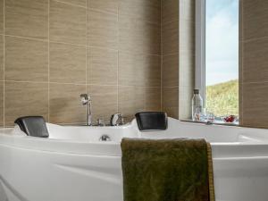 Holiday Home Broder - 150m from the sea by Interhome