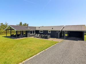 Holiday Home Susan - 600m from the sea by Interhome