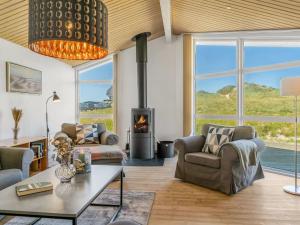 Holiday Home Hilka - 75m from the sea by Interhome