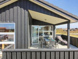 Holiday Home Eyvin - 100m from the sea by Interhome