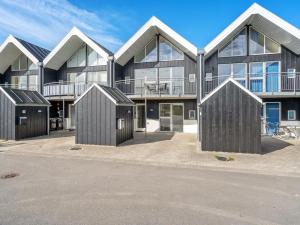 Holiday Home Katharine - 600m from the sea by Interhome