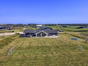 Holiday Home Mattis - 650m from the sea by Interhome