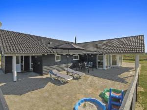 Holiday Home Mattis - 650m from the sea by Interhome