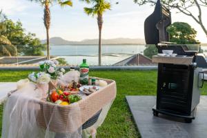 Villa Elegance Luxury Ocean View Pool Villa with Breakfas & Daily Maid Service