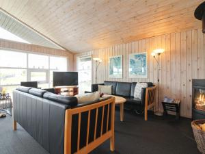 Holiday Home Kaija - 300m from the sea by Interhome