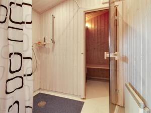 Holiday Home Gitten - 600m from the sea by Interhome